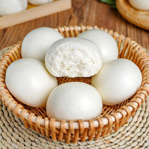 饅(man)頭房最常(chang)用的(de)揉麵壓麵(mian)的機器--自動壓麵機